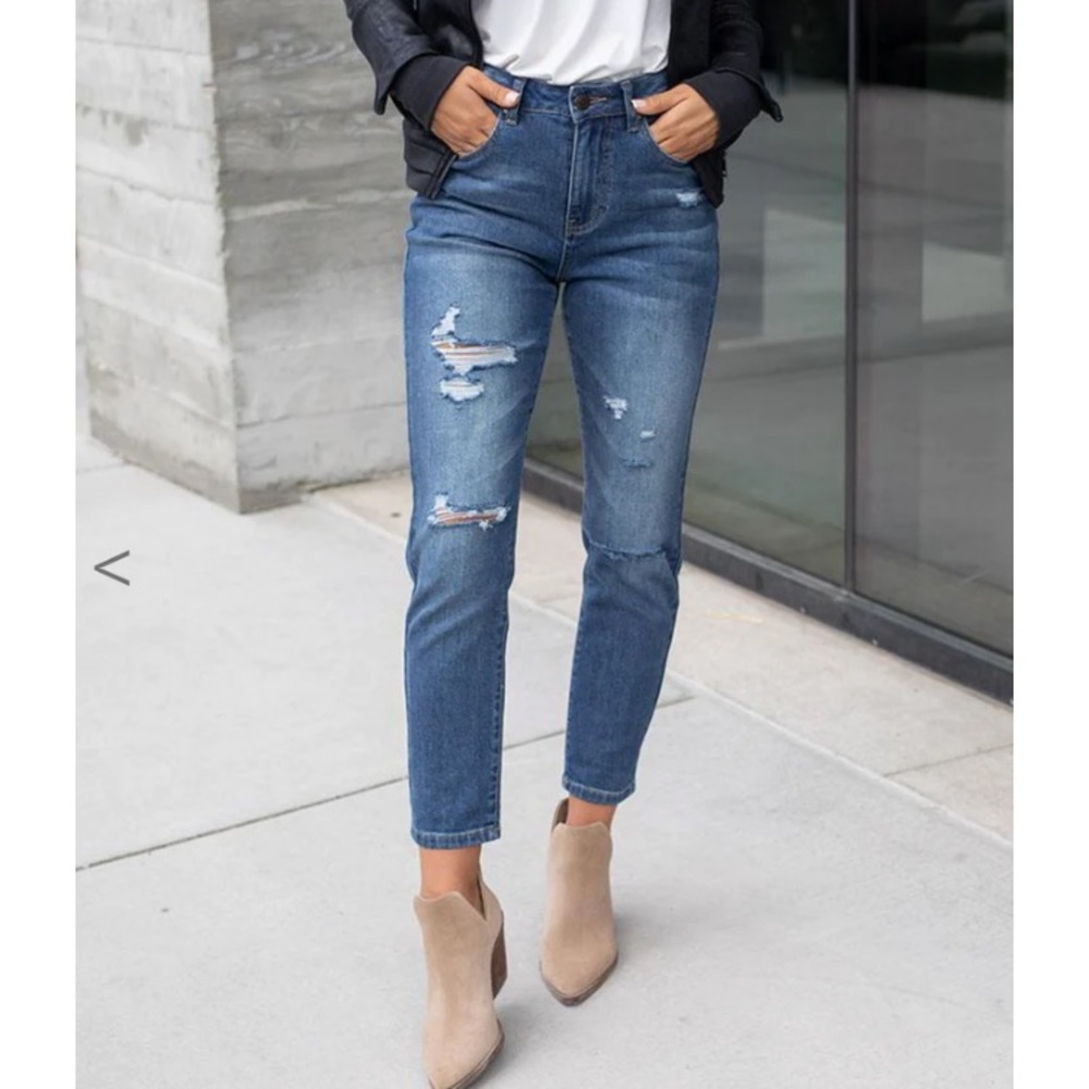 G&L Sz 4 Not Your Mom’s Jeans